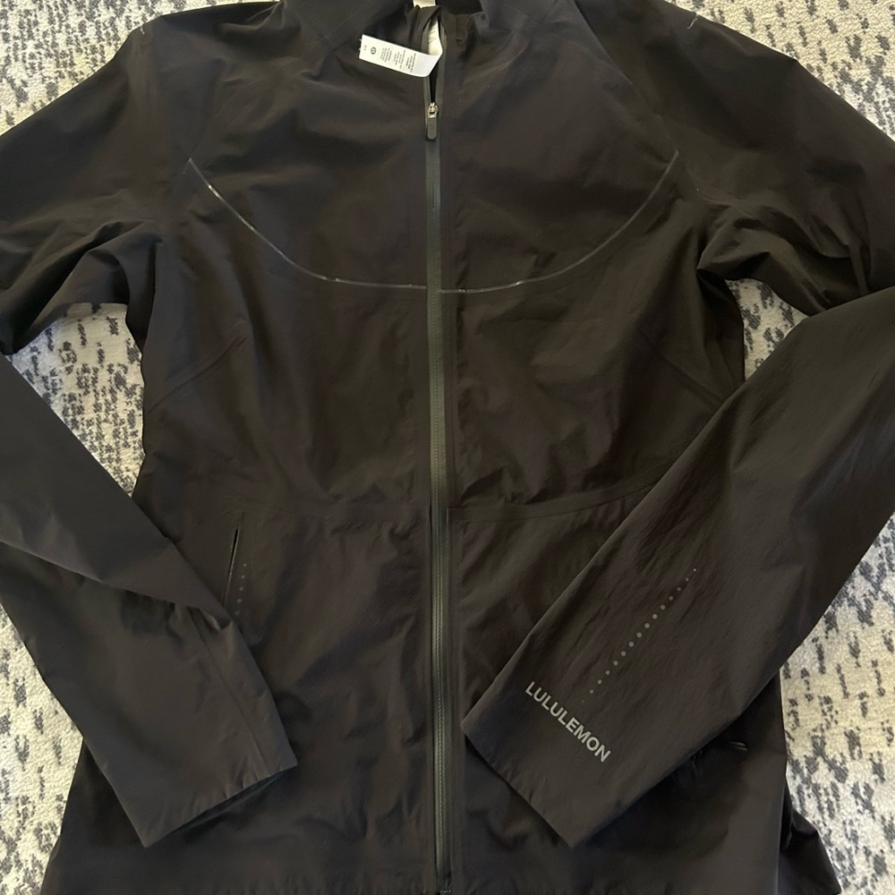 Lululemon fast and free windbreaker